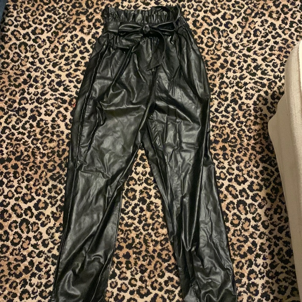 Sans Souci Black Faux Leather Pants Tie Small S